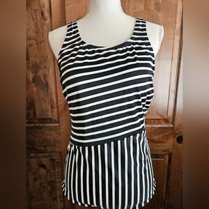 ✨️Lands' End One-Piece Swimsuit